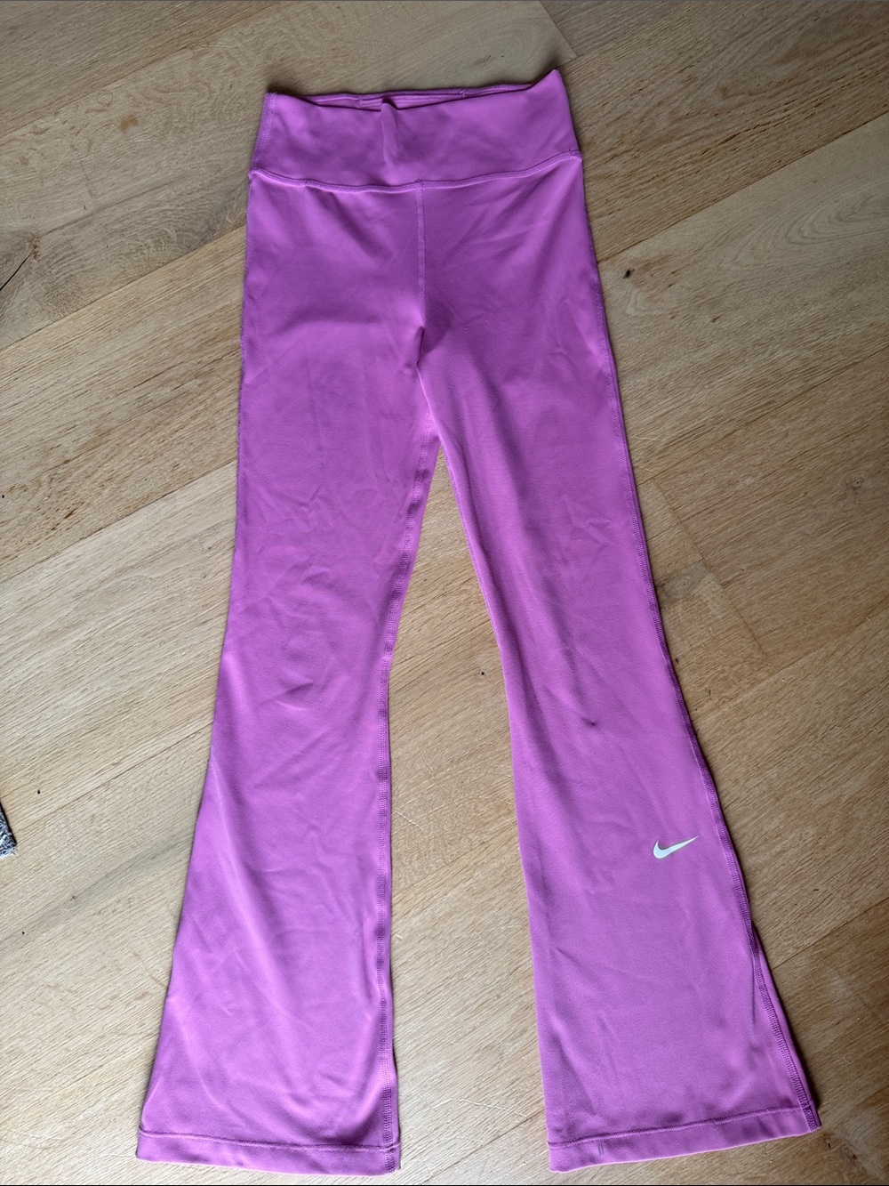 Nike flare leggings